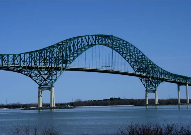 Laviolette Bridge 